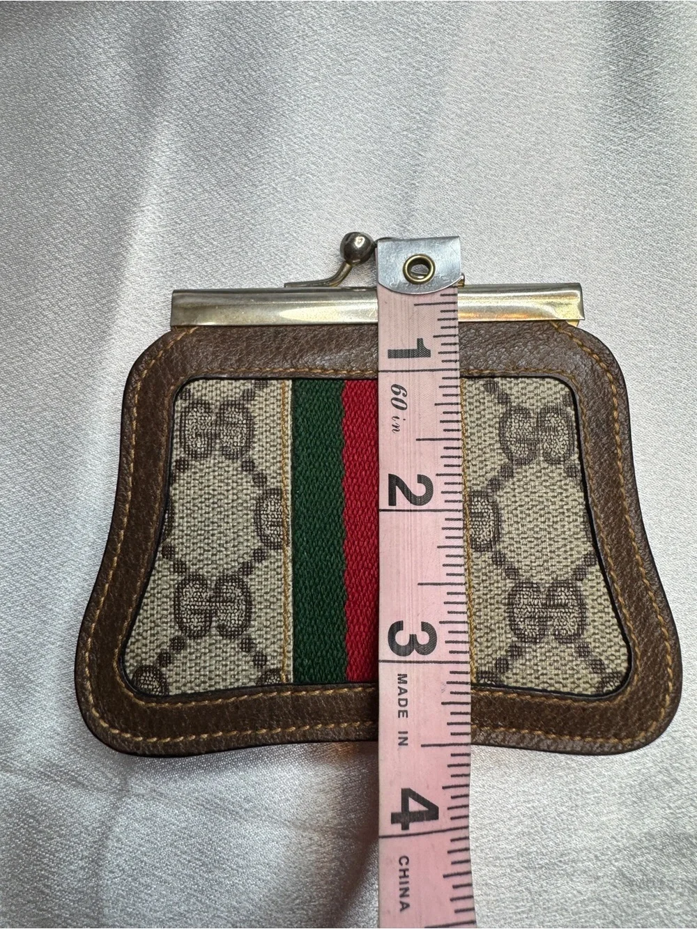 Vintage Gucci Sherry Line GG Supreme Kiss-Lock Coin Purse with Gucci Box - Picture 14 of 16
